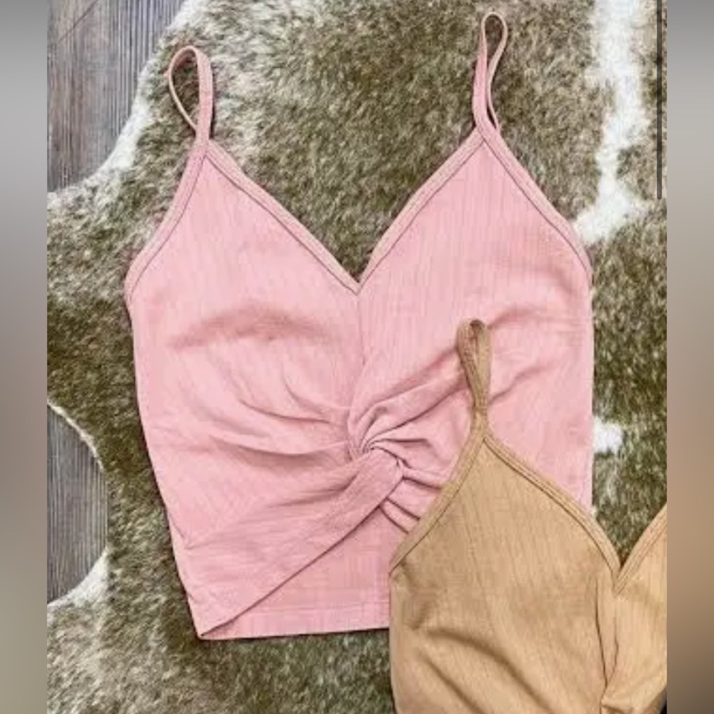 🎀Romantic Pink camisole strap twist front crop top- Large